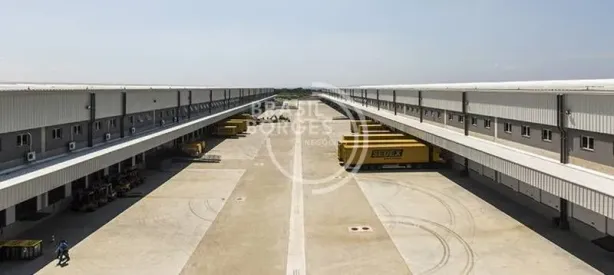 Galpão/Depósito/Armazém para alugar, 3900m² no Parque Duque, Duque de Caxias