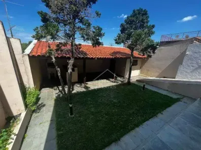 Casa com 4 Quartos à venda, 210m² no Centro, Vinhedo