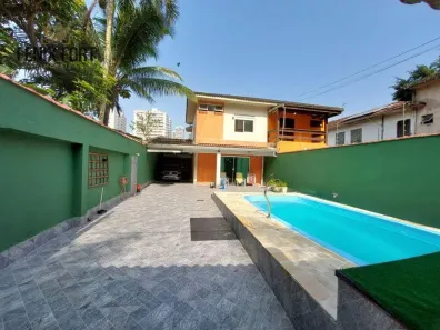 Sobrado com 4 Quartos à venda, 106m² no Canto do Forte, Praia Grande