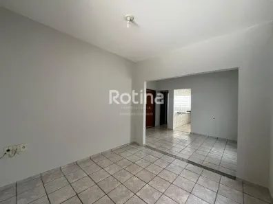 Casa com 3 Quartos à venda, 161m² no Planalto, Uberlândia