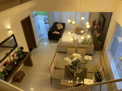 Casa de Condomínio com 3 Quartos à venda, 250m² no Aclimação, Uberlândia