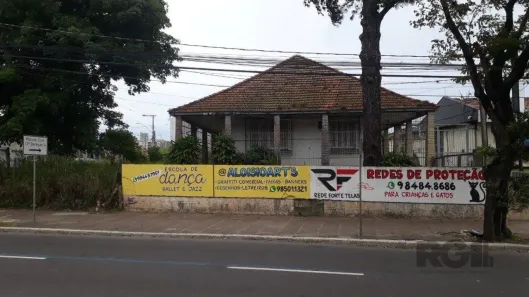 Casa com 5 Quartos à venda, 1001m² no Cavalhada, Porto Alegre