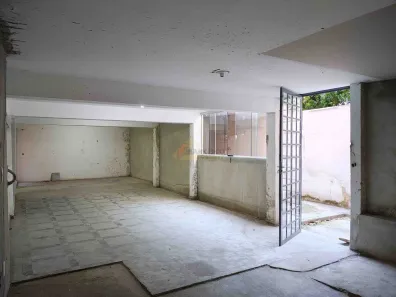 Ponto Comercial para alugar, 200m² no Centro, Divinópolis