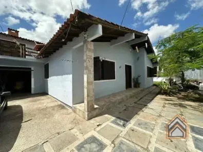 Casa com 4 Quartos à venda, 180m² no Sumaré, Alvorada