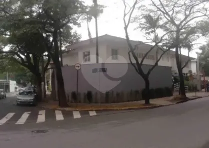 Casa com 10 Quartos à venda, 500m² no Jardim Paulistano, São Paulo