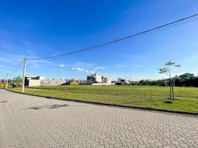 Lote/Terreno à venda, 662m² no Loteamento Terras Alpha São José dos Campos, São José dos Campos