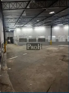 Galpão/Depósito/Armazém para alugar, 240m² no São João Clímaco, São Paulo