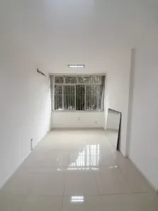 Sala Comercial com 1 Quarto para alugar, 30m² no Catete, Rio de Janeiro