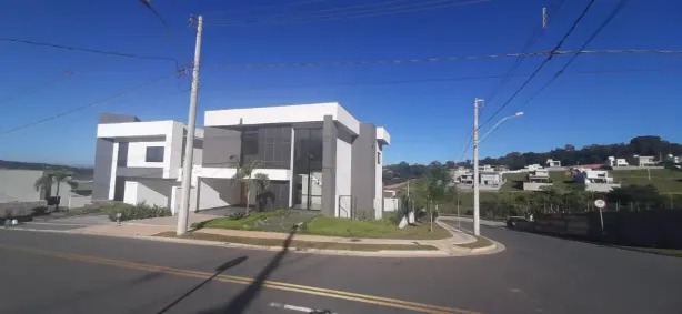 Casa de Condomínio com 3 Quartos à venda, 240m² no Jardins Bolonha, Senador Canedo