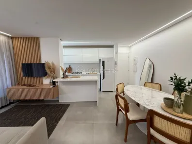 Apartamento com 2 Quartos à venda, 82m² no Costa e Silva, Joinville