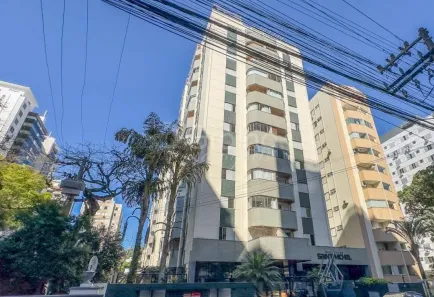 Apartamento com 3 Quartos para alugar, 99m² no Centro, Florianópolis