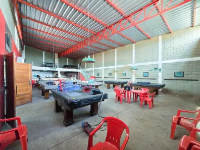 Galpão/Depósito/Armazém à venda, 218m² no Manoel Valinhas, Divinópolis