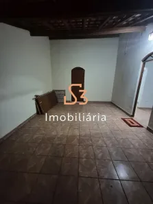 Casa com 3 Quartos para alugar, 120m² no Umuarama, Uberlândia