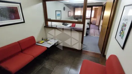 Sala Comercial para alugar, 117m² no Mont Serrat, Porto Alegre
