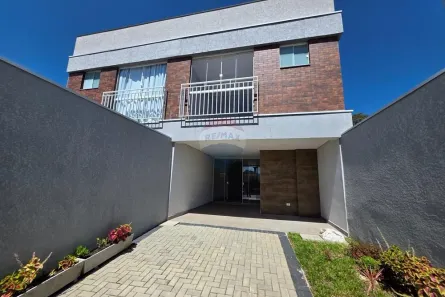Sobrado com 3 Quartos à venda, 102m² no São Braz, Curitiba