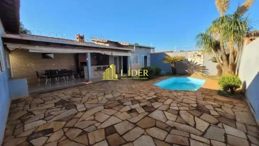 Casa com 3 Quartos à venda, 185m² no Cidade Jardim, Uberlândia