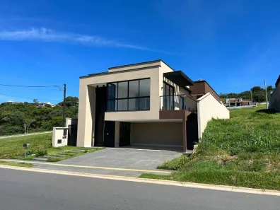 Casa com 3 Quartos à venda, 204m² no Jardins Nápoles, Senador Canedo