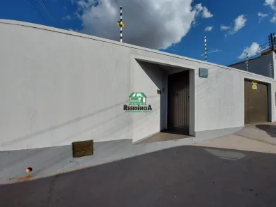 Casa com 3 Quartos para alugar, 195m² no Santo André, Anápolis