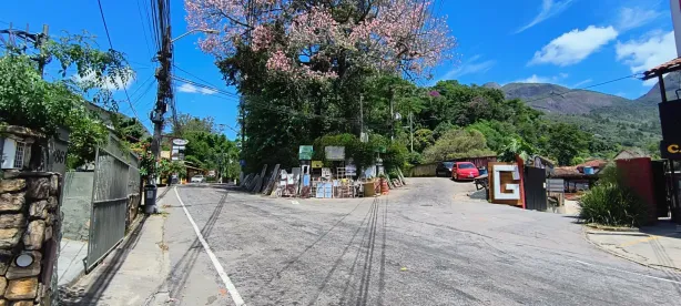 Lote/Terreno à venda, 9000m² no Araras, Petrópolis