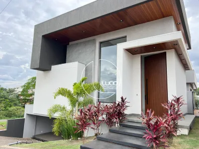 Casa com 3 Quartos à venda, 245m² no Condomínio Residencial Grand Trianon, Anápolis