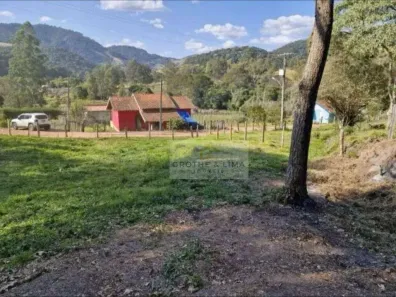 Lote/Terreno à venda, 1350m² no Cantagalo, São Bento do Sapucaí