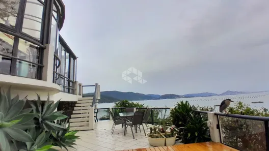 Casa com 2 Quartos à venda, 299m² no Sambaqui, Florianópolis