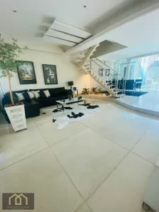 Casa com 3 Quartos à venda, 350m² no Irajá, Rio de Janeiro