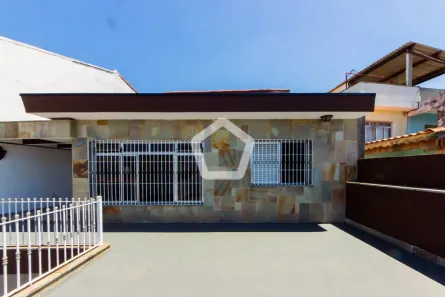 Casa com 3 Quartos à venda, 276m² no Jardim Líbano, São Paulo