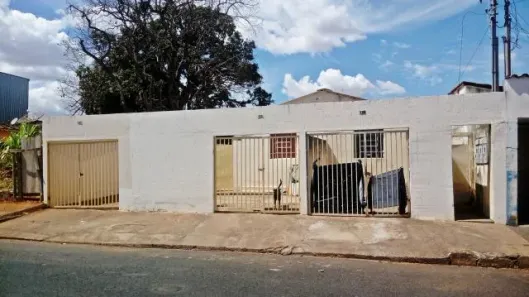 Lote/Terreno à venda, 300m² no Marta Helena, Uberlândia