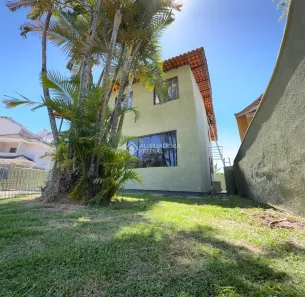 Casa com 5 Quartos à venda, 214m² no Santa Mônica, Florianópolis