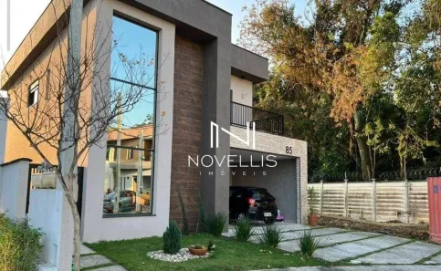 Casa de Condomínio com 3 Quartos à venda, 232m² no Jardim Jacinto, Jacareí