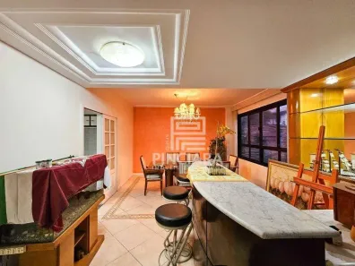 Casa com 4 Quartos para alugar, 195m² no São Francisco, Niterói
