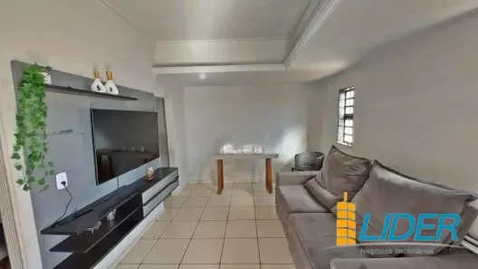 Casa com 3 Quartos à venda, 134m² no Taiaman, Uberlândia