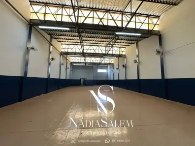 Galpão/Depósito/Armazém para alugar, 700m² no Jardim Brasília, Jaú