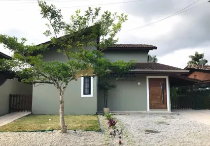 Casa de Condomínio com 3 Quartos à venda, 220m² no Horto Florestal, Ubatuba