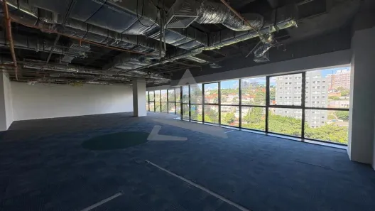 Sala Comercial para alugar, 220m² no Cambuí, Campinas