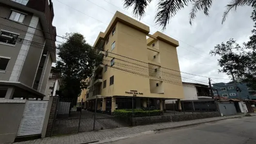 Apartamento com 2 Quartos para alugar, 65m² no Corrêas, Petrópolis