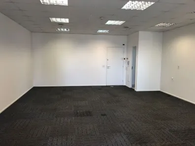 Sala Comercial para alugar, 80m² no Vila Cordeiro, São Paulo