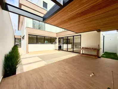 Casa de Condomínio com 3 Quartos à venda, 300m² no Salvaterra, Juiz de Fora