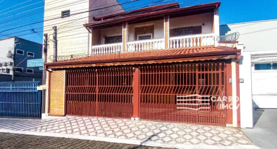 Casa com 4 Quartos à venda, 232m² no Centro, Caçapava