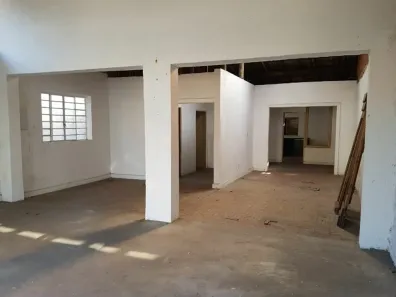 Galpão/Depósito/Armazém com 1 Quarto à venda, 500m² no Vila Cordeiro, São Paulo