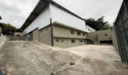 Galpão/Depósito/Armazém para alugar, 700m² no Jardim Isaura, Santana de Parnaíba