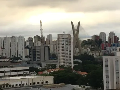 Apartamento com 2 Quartos para alugar, 72m² no Jardim das Acácias, São Paulo