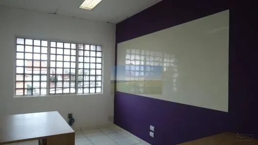 Prédio Comercial para alugar, 241m² no Mirandópolis, São Paulo