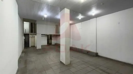 Ponto Comercial para alugar, 44m² no Leme, Rio de Janeiro