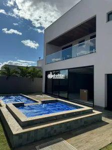 Casa de Condomínio com 4 Quartos à venda, 363m² no Granja Marileusa, Uberlândia