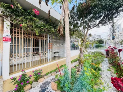 Casa com 3 Quartos para alugar, 195m² no Barreiros, São José