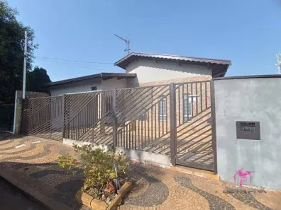 Casa com 3 Quartos à venda, 192m² no Jardim Eroísi, Leme