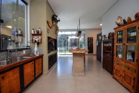 Casa de Condomínio com 3 Quartos à venda, 280m² no Setor Habitacional Jardim Botânico, Brasília