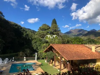 Casa de Condomínio com 6 Quartos à venda, 420m² no Cuiabá, Petrópolis